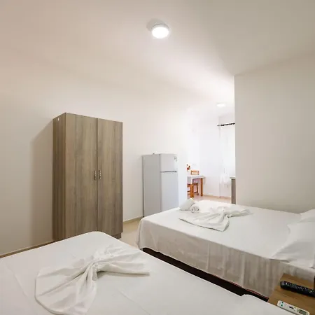 Nefeli Apartmanhotel