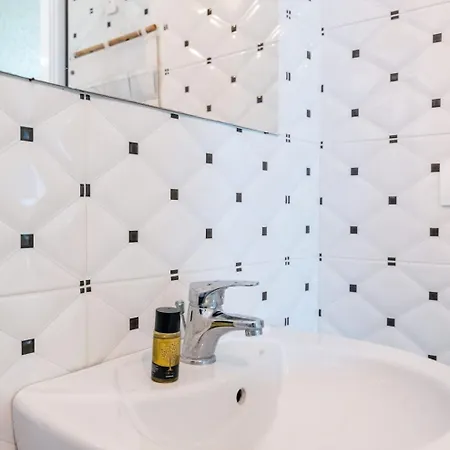 Nefeli Apartmanhotel *